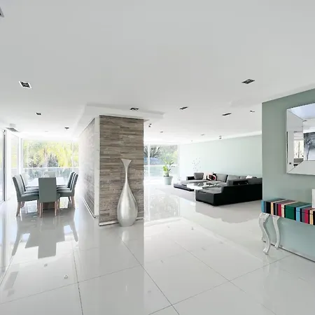 Villa Gorgeous Private Modern With Swimming Pool *