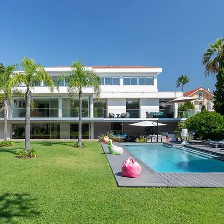 Gorgeous Private Modern With Swimming Pool Cannes